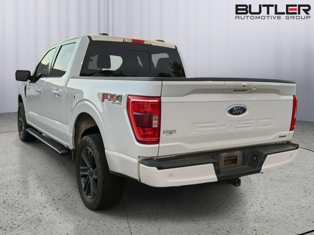 Used 2022 Oxford White Ford XLT image 9