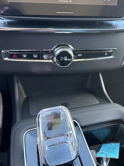 New 2026 Vapour Grey Volvo Plus image 25