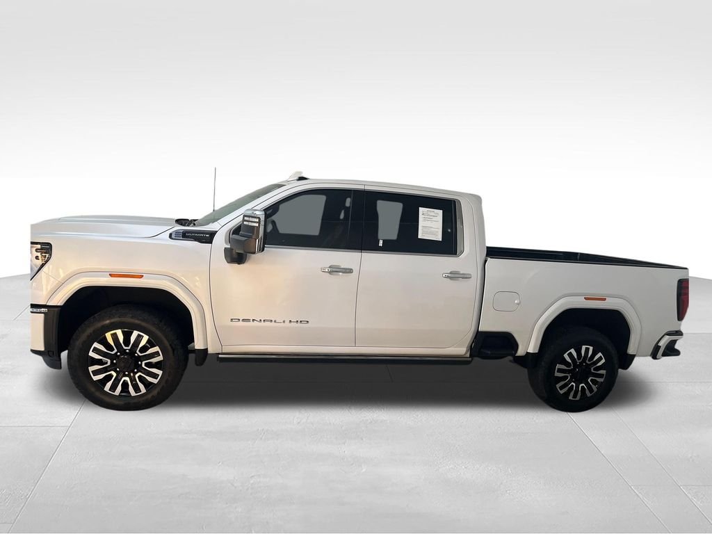 Used 2024 White GMC Denali Ultimate image 2