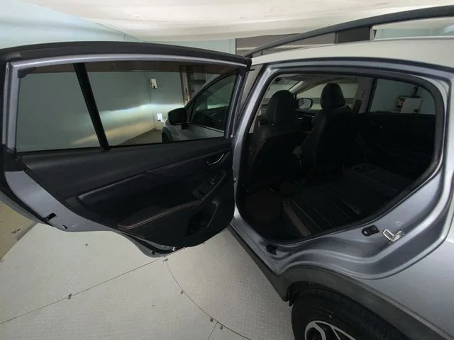 Used 2018 Silver Subaru 2.0i Limited image 23