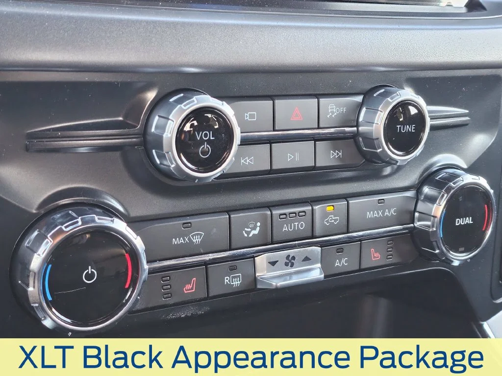 New 2026 Agate Black Metallic Ford XLT image 21