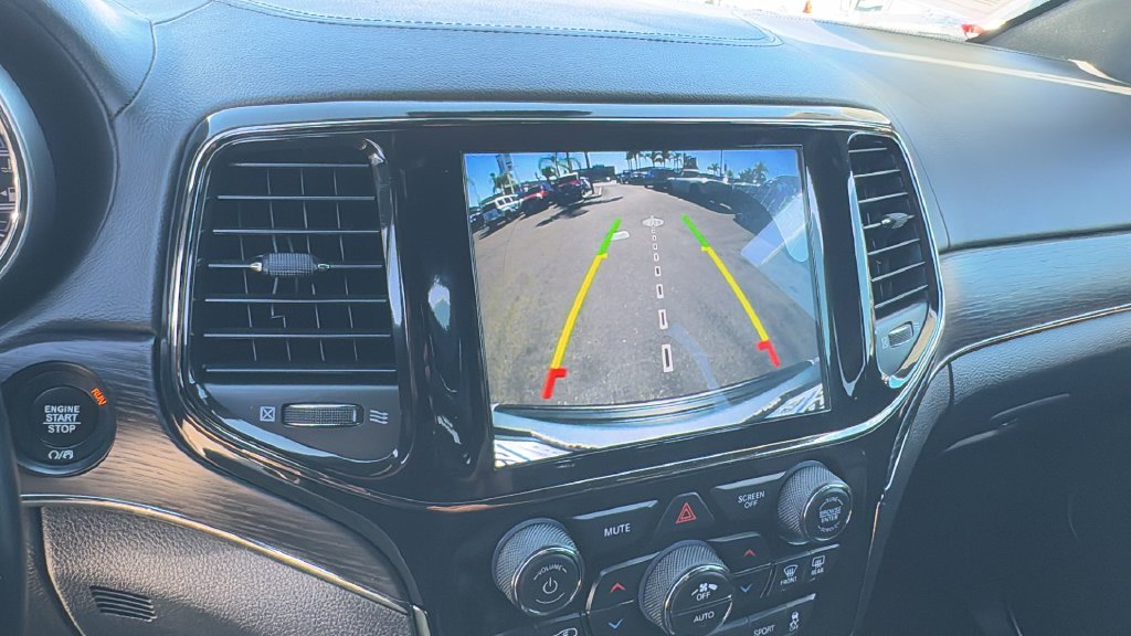 Used 2021 Silver Jeep Overland image 30