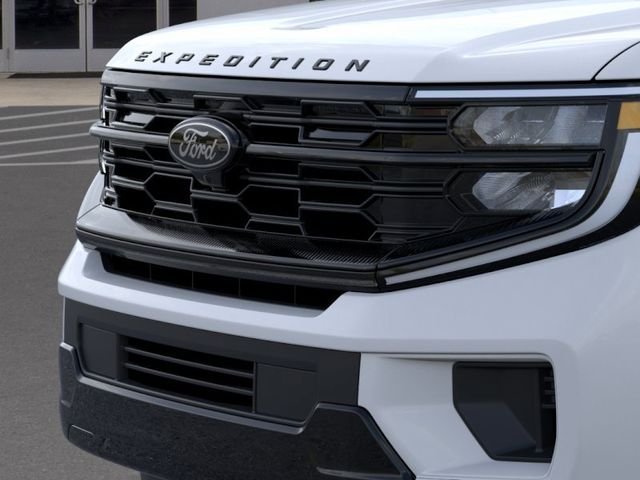 New 2026 Space Silver Metallic Ford Platinum image 17