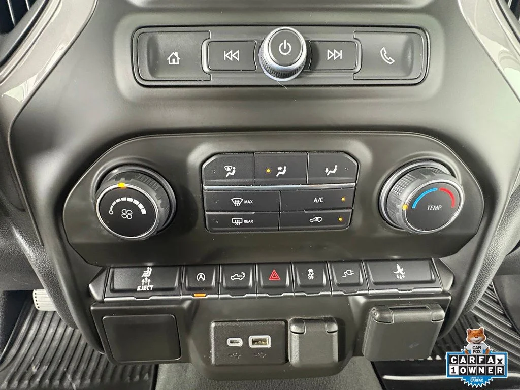 Used 2021 White Chevrolet Custom image 22