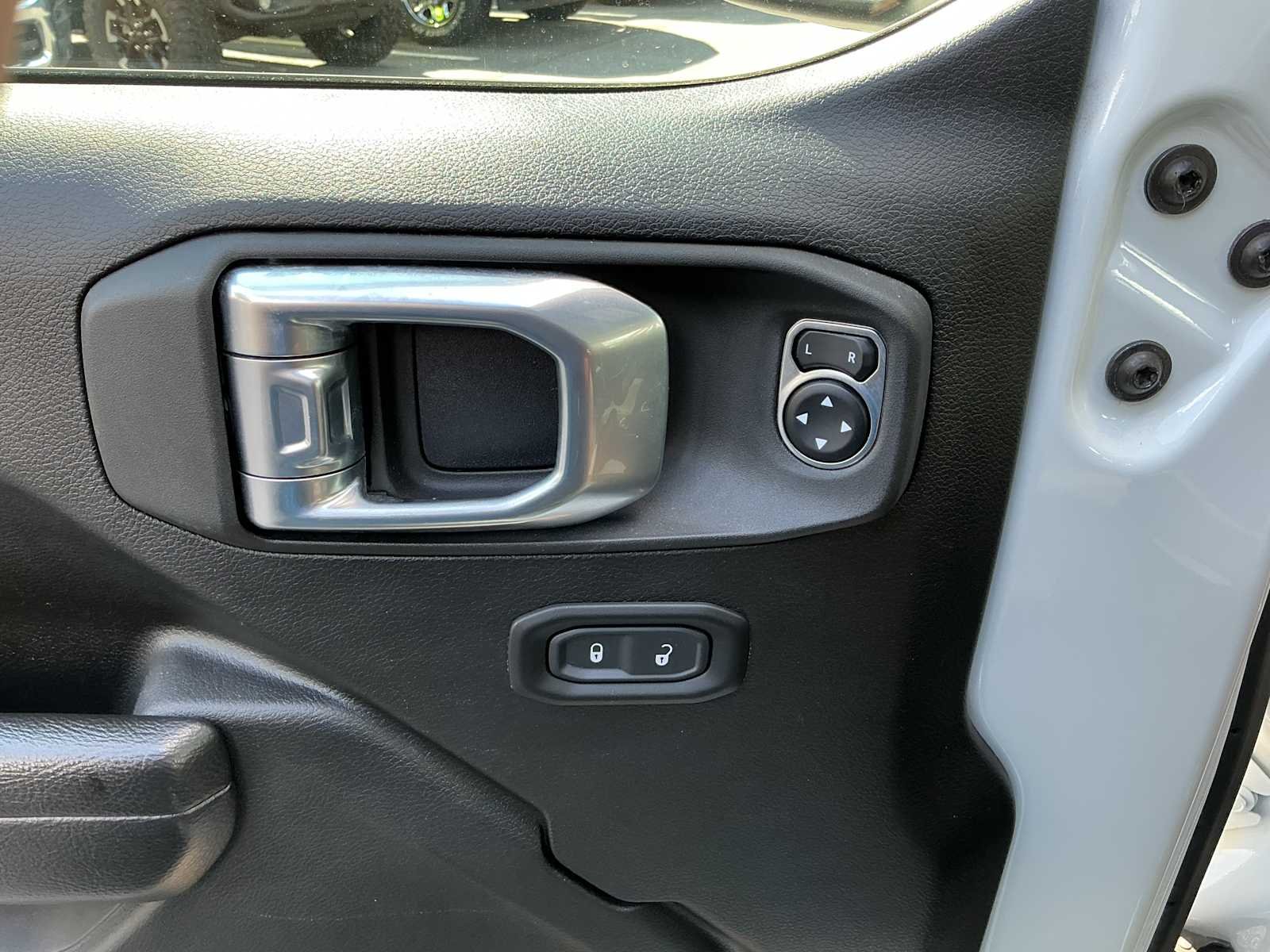 Used 2023 Bright White Clearcoat Jeep Sport S image 15
