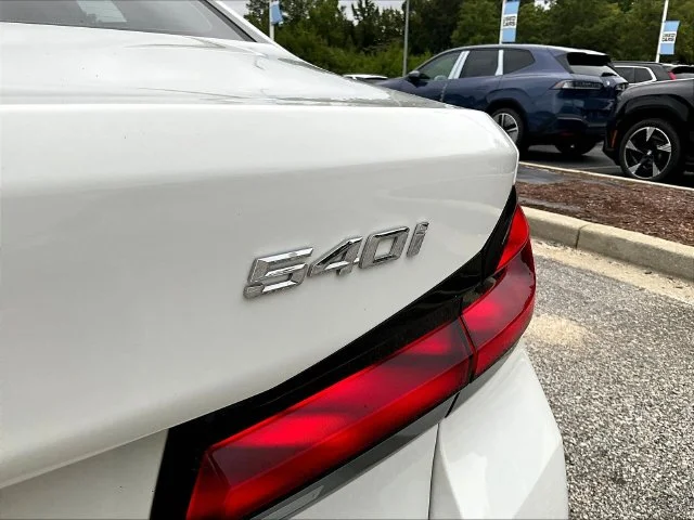 Used 2023 White BMW 540i image 27