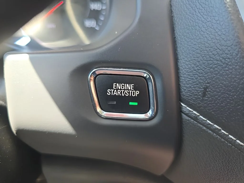 Used 2023 Gray GMC SLT image 18