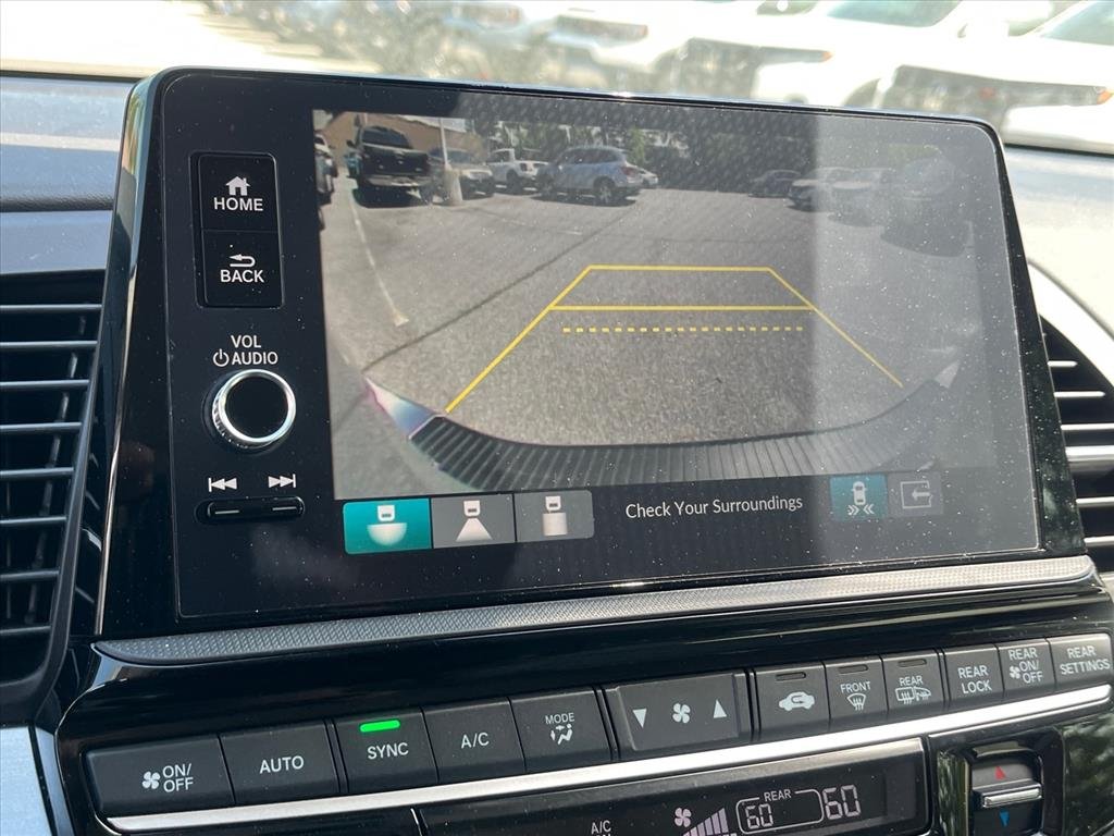 2026 Honda Odyssey Touring - Photo 8