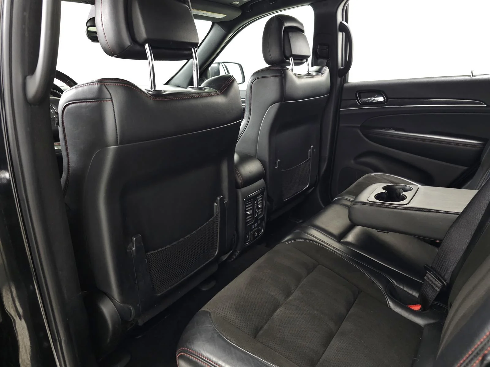 Used 2020 Black Jeep Trailhawk image 30