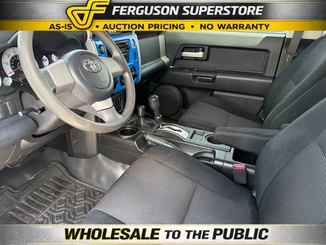 Used 2007 White Toyota Base image 19