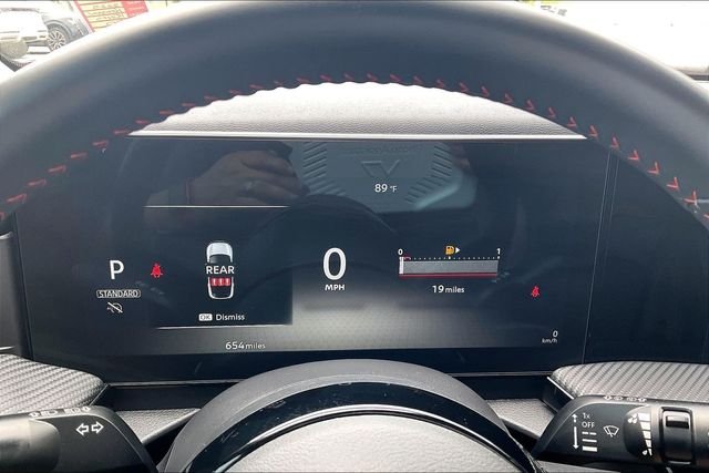 Used 2025 Red Nissan SR image 18