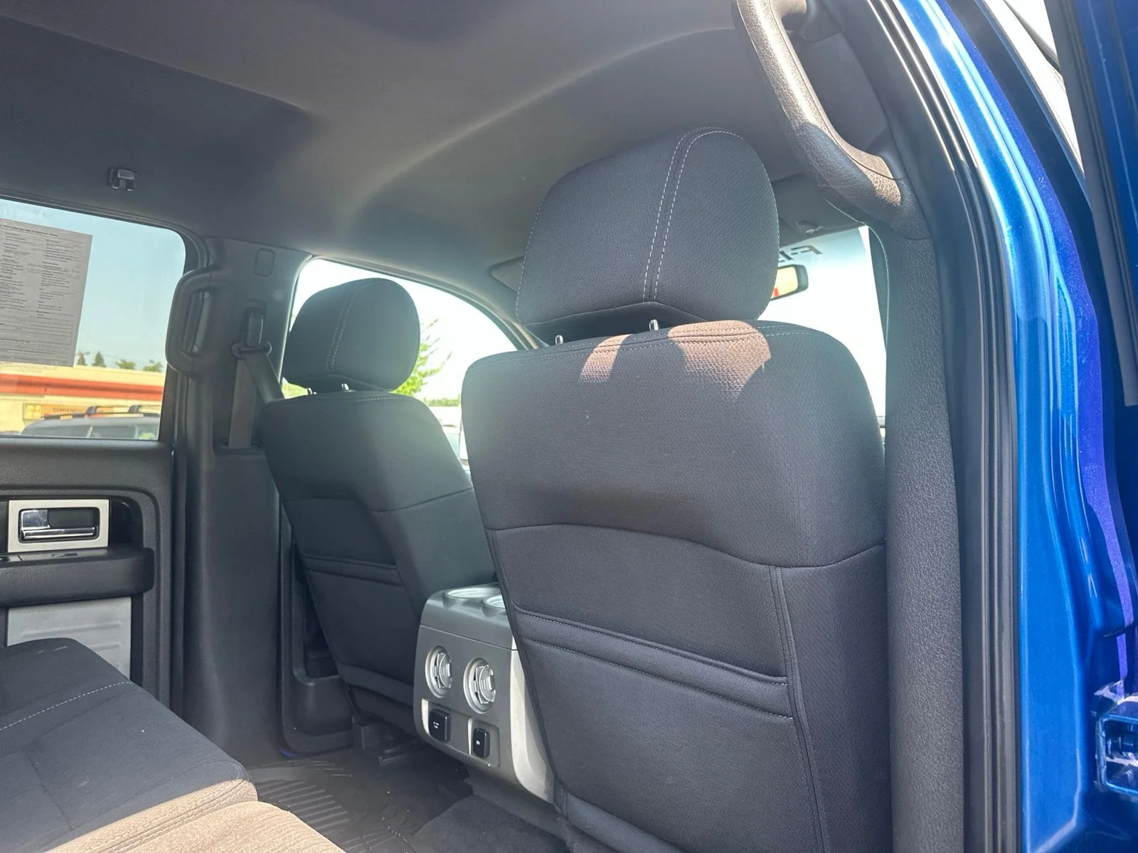 Used 2012 Blue Ford XL image 25