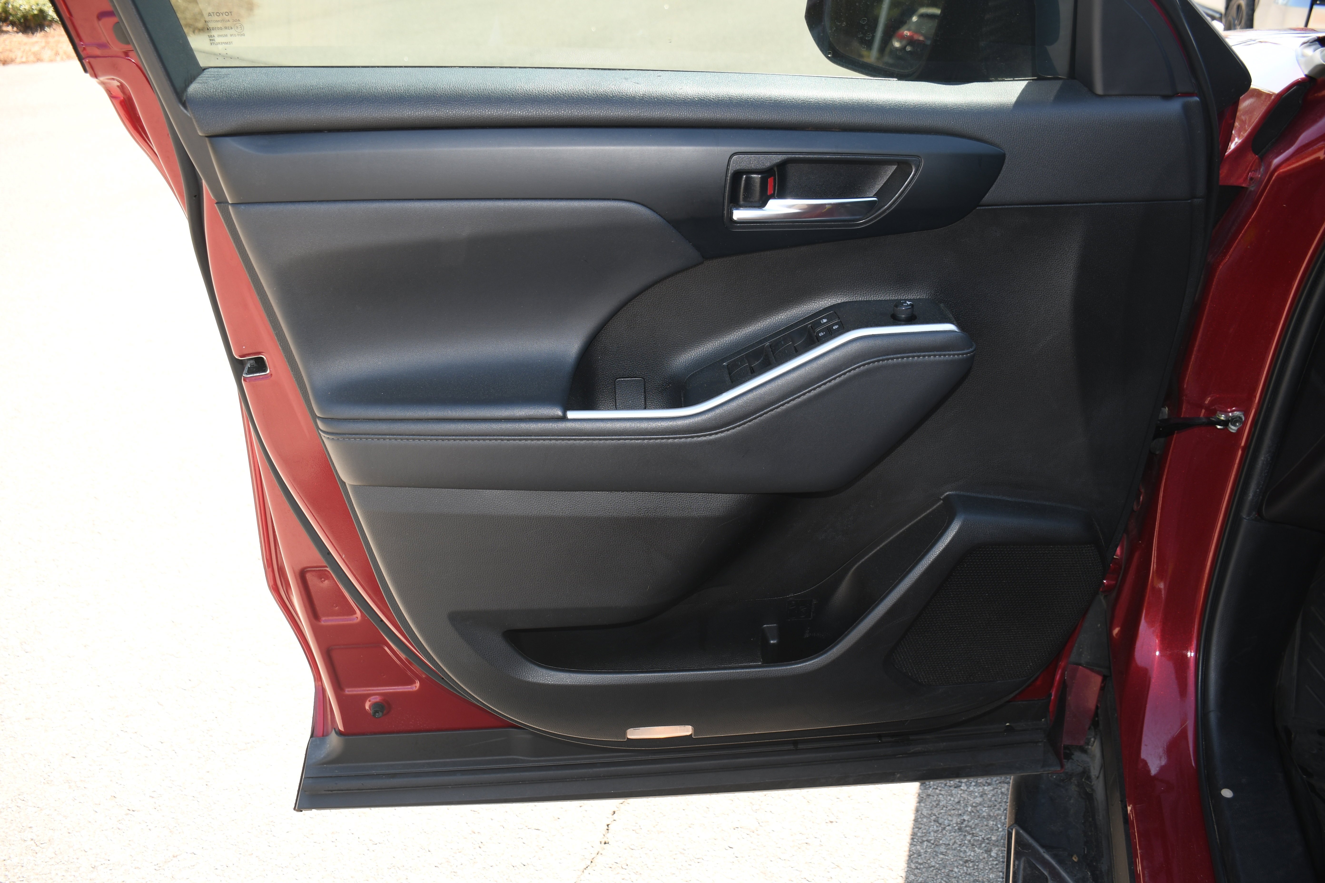 Used 2022 Red Toyota XSE image 9