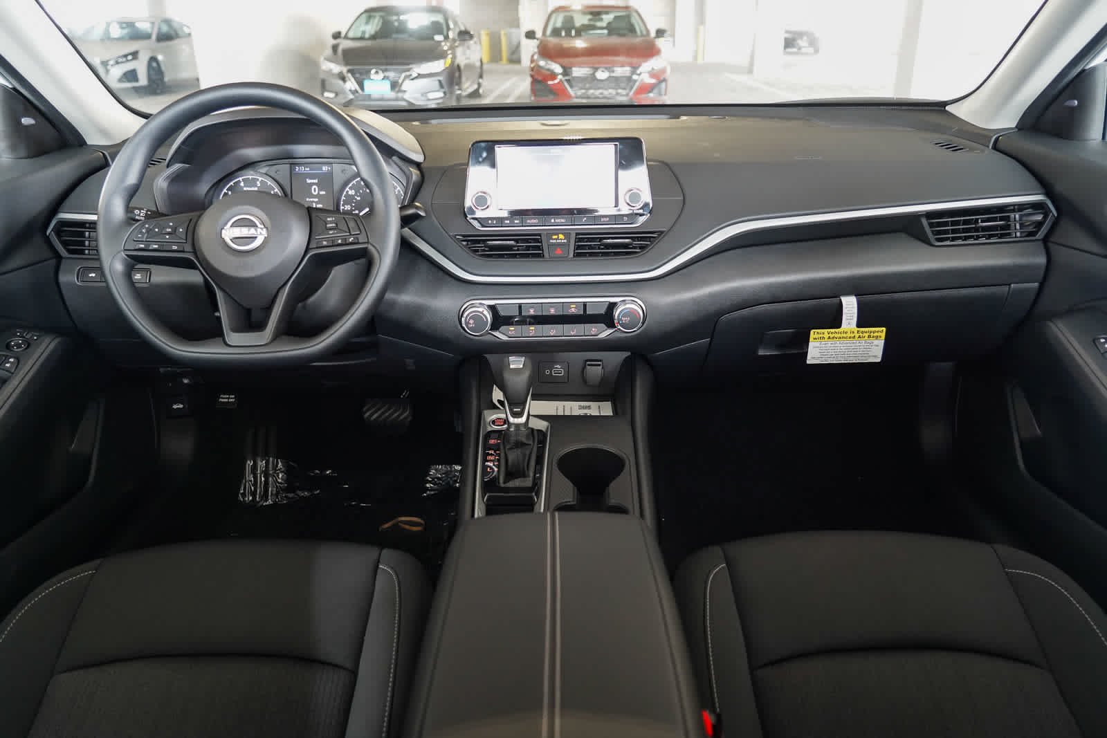 New 2025 Glacier White Nissan S image 12
