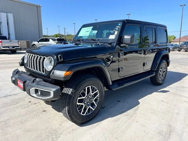 New 2026 Black Clear-Coat Exterior Paint Jeep Sahara image 3