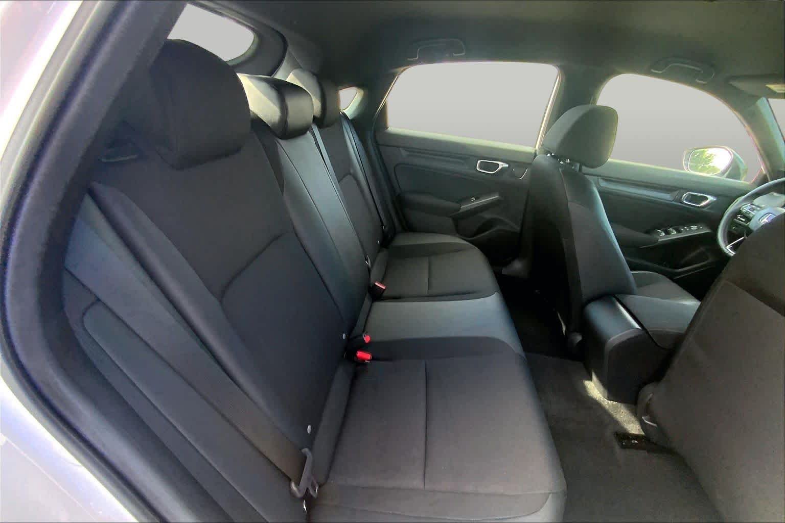 2026 Honda Civic Hatchback Sport - Photo 19