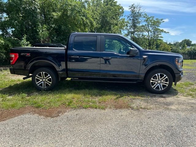 Used 2023 Blue Ford XL image 4