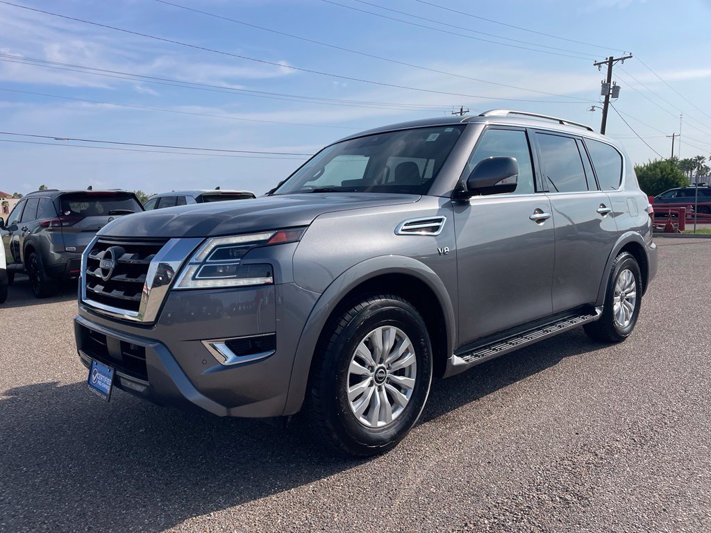 Used 2022 Gray Nissan SV image 3