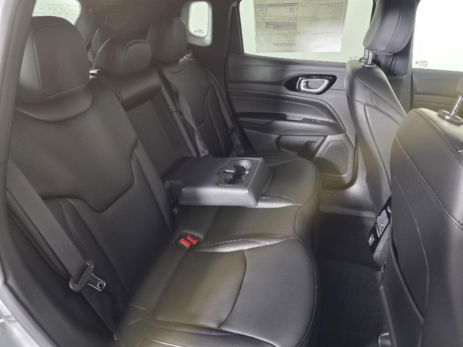 New 2026 Silver Zynith Metallic Clearcoat Jeep Limited Altitude image 19