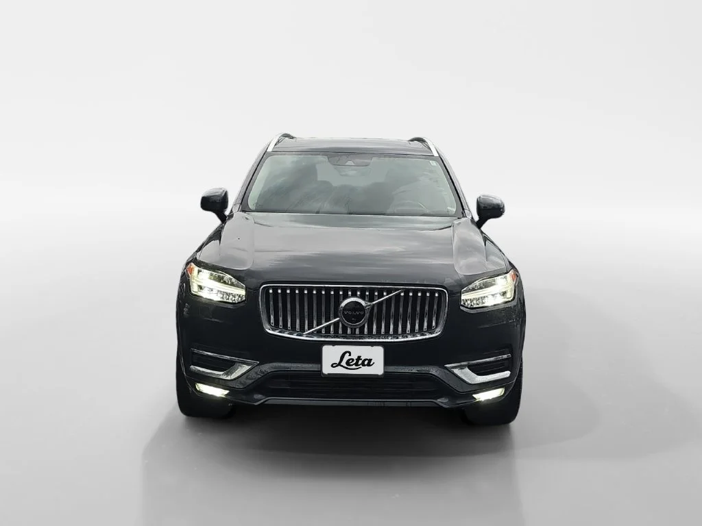 Used 2022 Gray Metallic Volvo T6 Inscription image 8