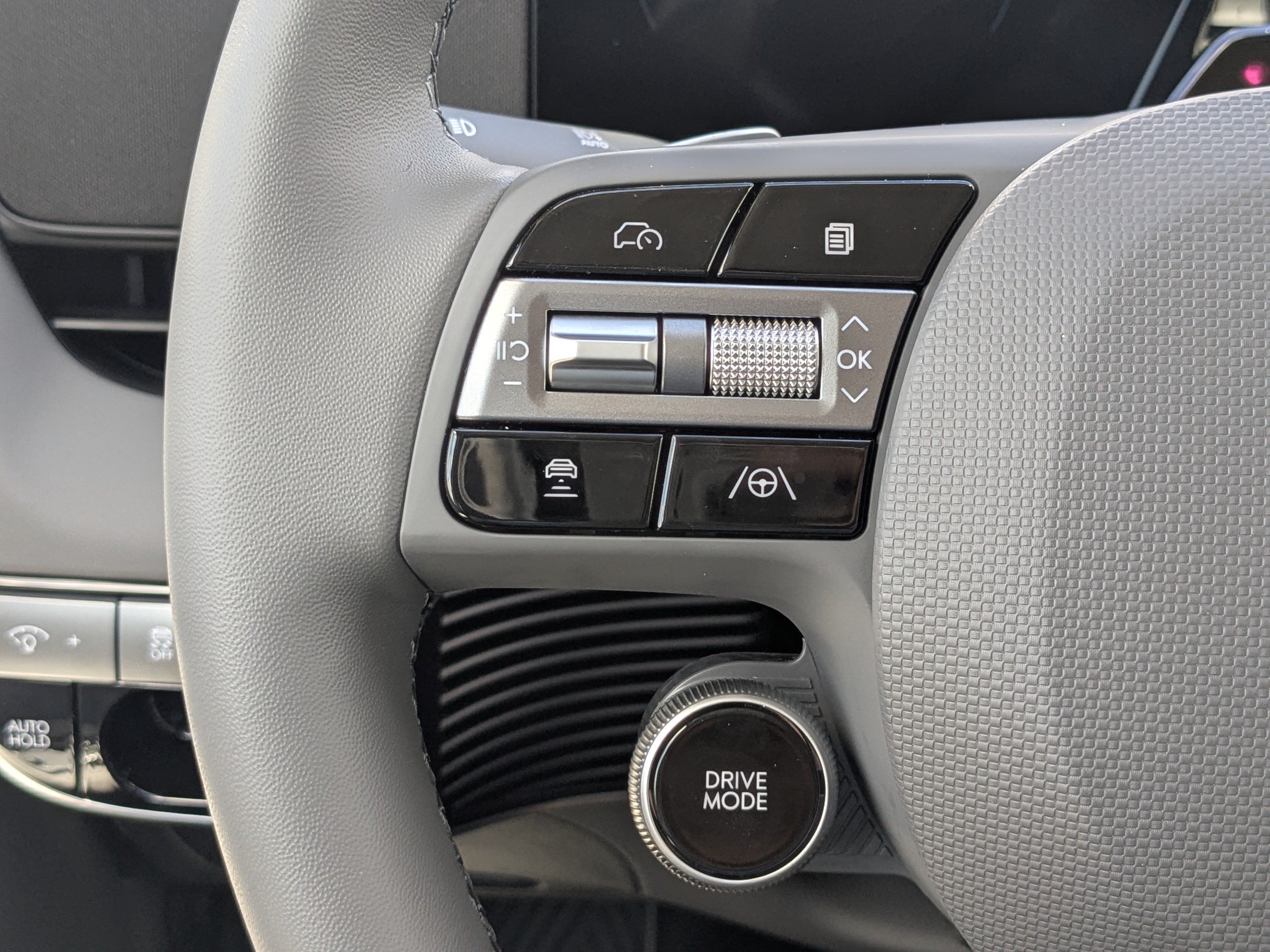New 2027 Cyber Gray Hyundai SEL image 31