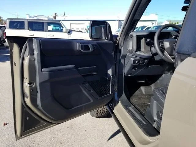 New 2025 Marsh Gray Ford Badlands® image 14
