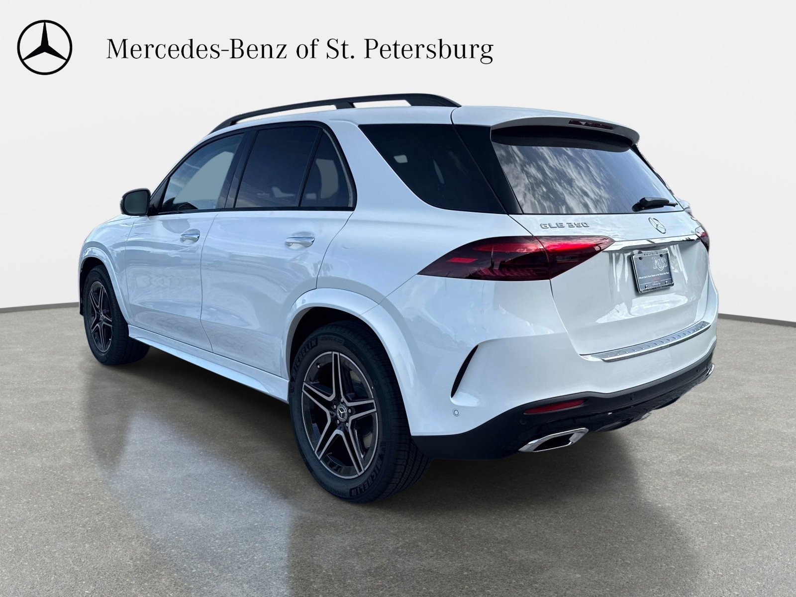New 2026 Polar White Mercedes-Benz 350 4MATIC® SUV image 4