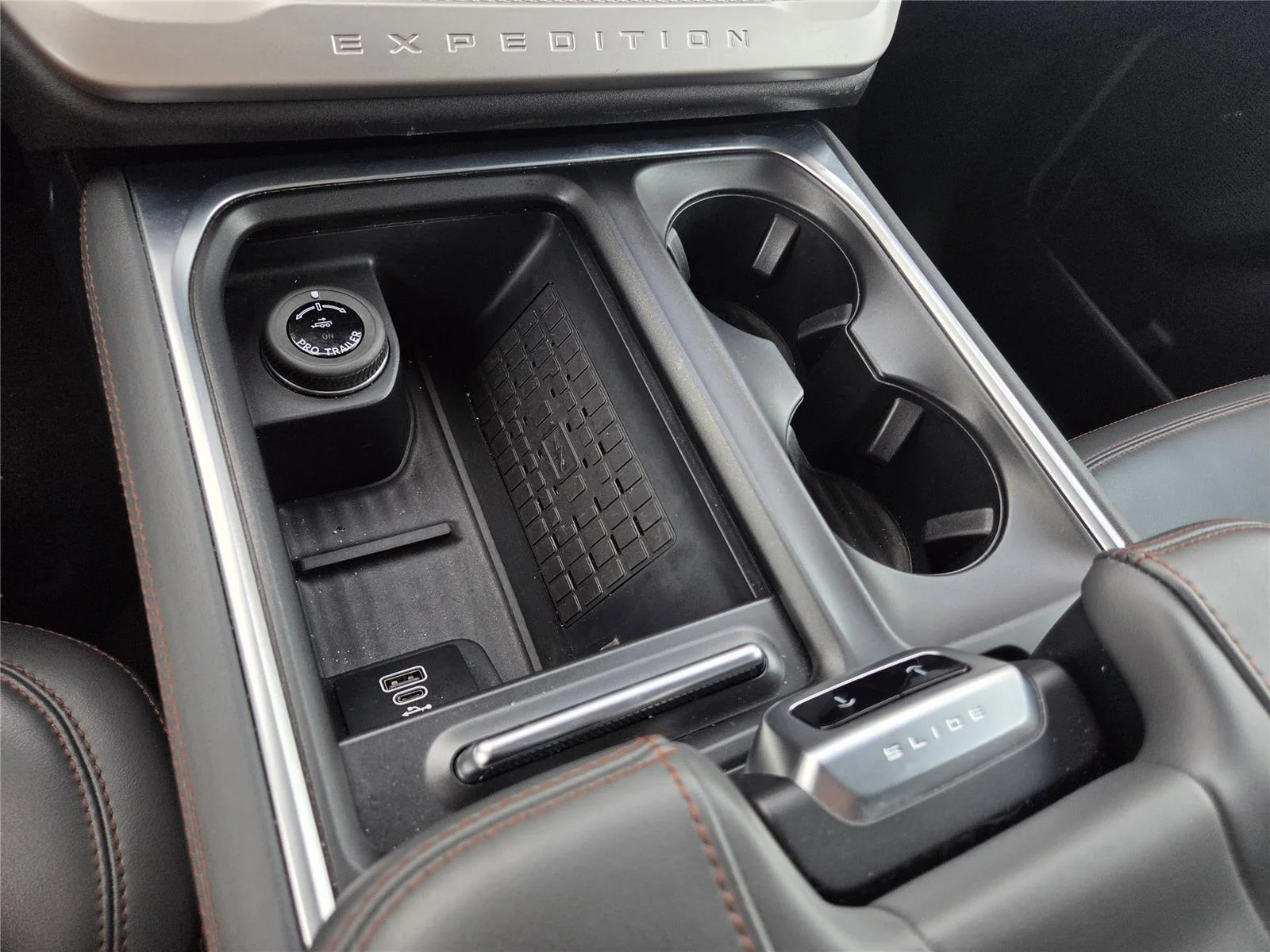 Used 2025 Agate Black Ford Active image 14