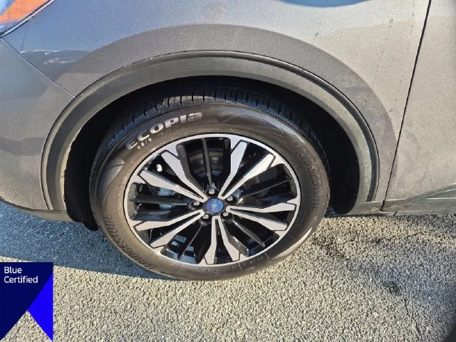 Used 2021 Gray Ford SE image 10