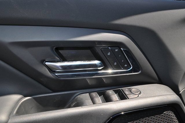 New 2025 Black Chevrolet LT - Extended Range image 10