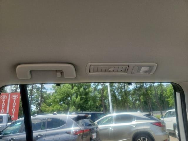 Certified Used 2024 WIND CHILL PEARL Toyota  image 32