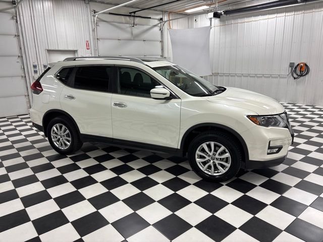 2018 Nissan Rogue SV - Photo 3
