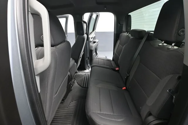 Used 2023 Gray Chevrolet LT image 28