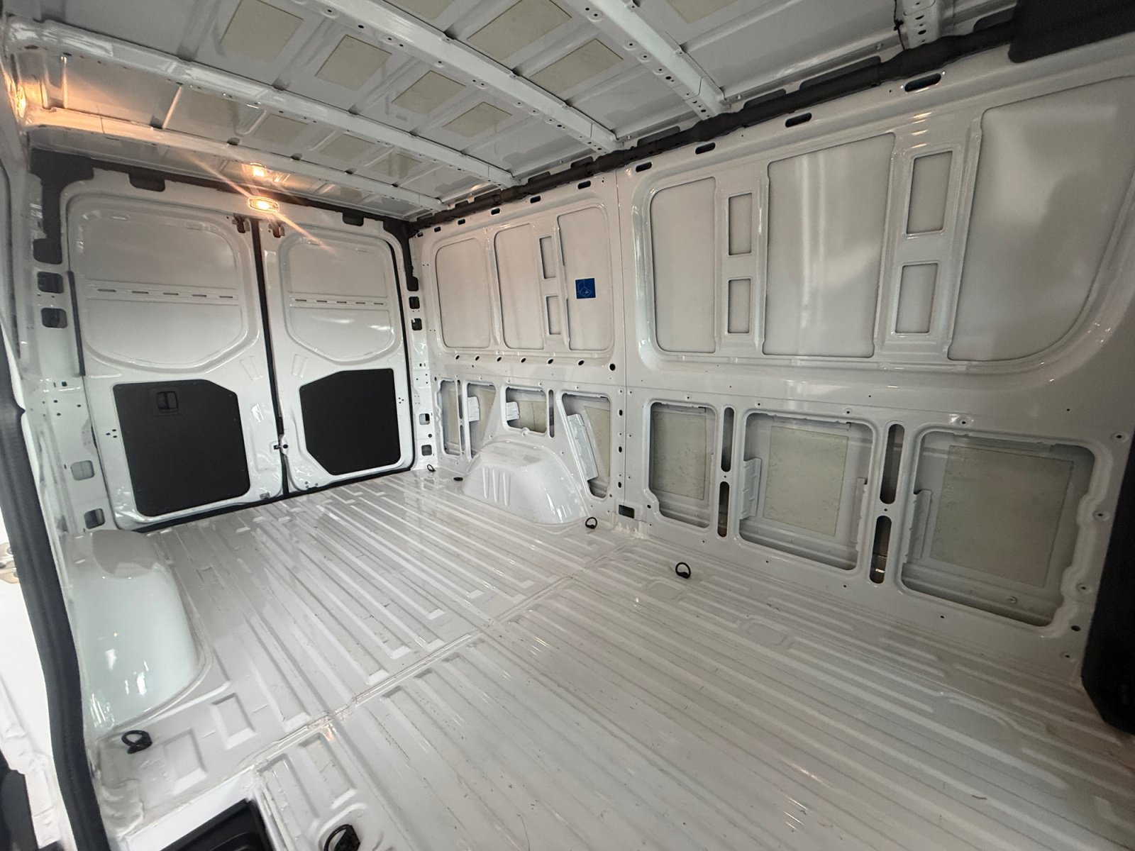 Certified Used 2025 Arctic White Mercedes-Benz Cargo 144 WB image 18