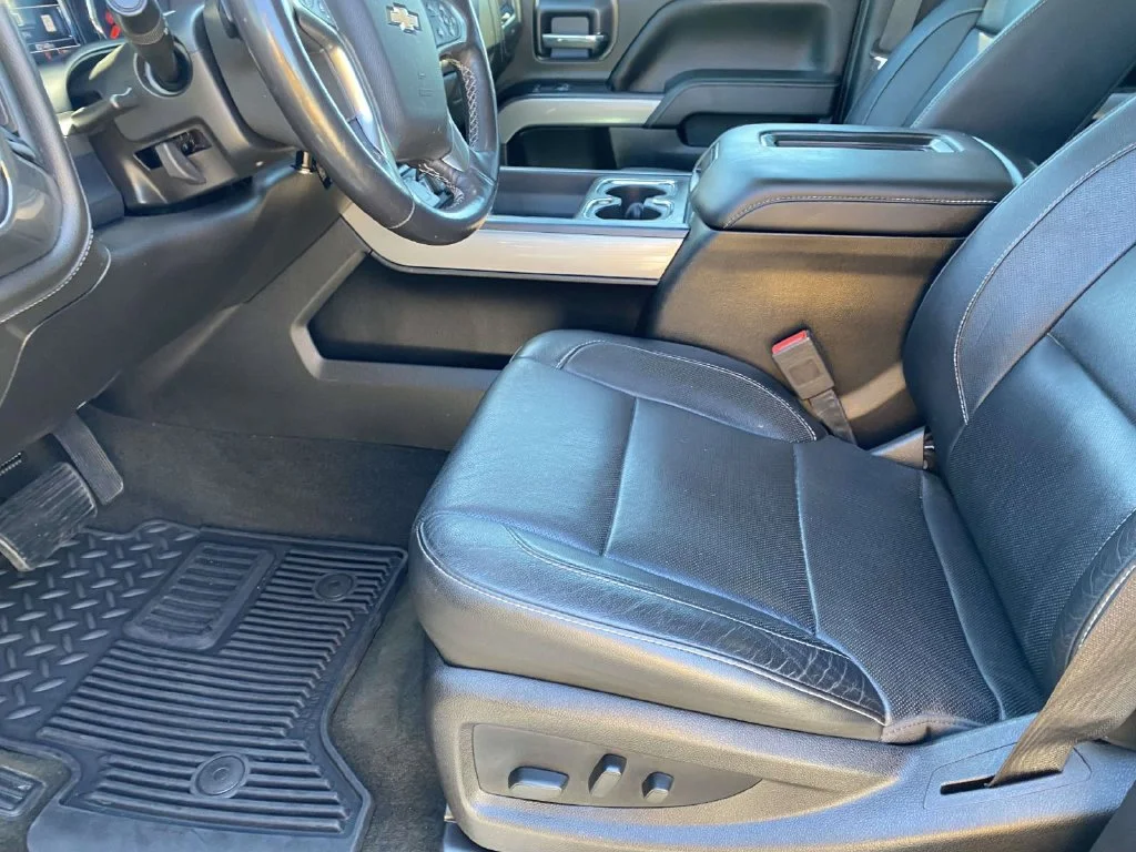 Certified Used 2018 Silver Chevrolet LTZ image 17