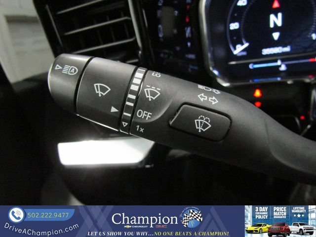 Used 2023 SUMMIT WHITE GMC SLT image 34