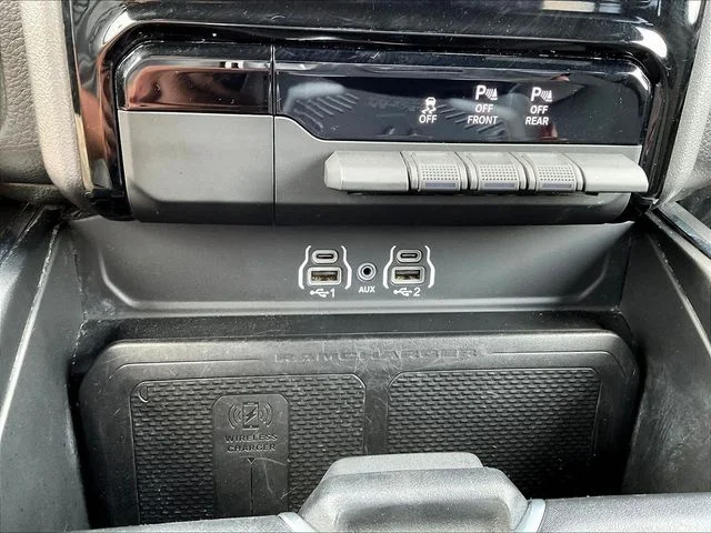 Used 2025 Black Ram Laramie image 19