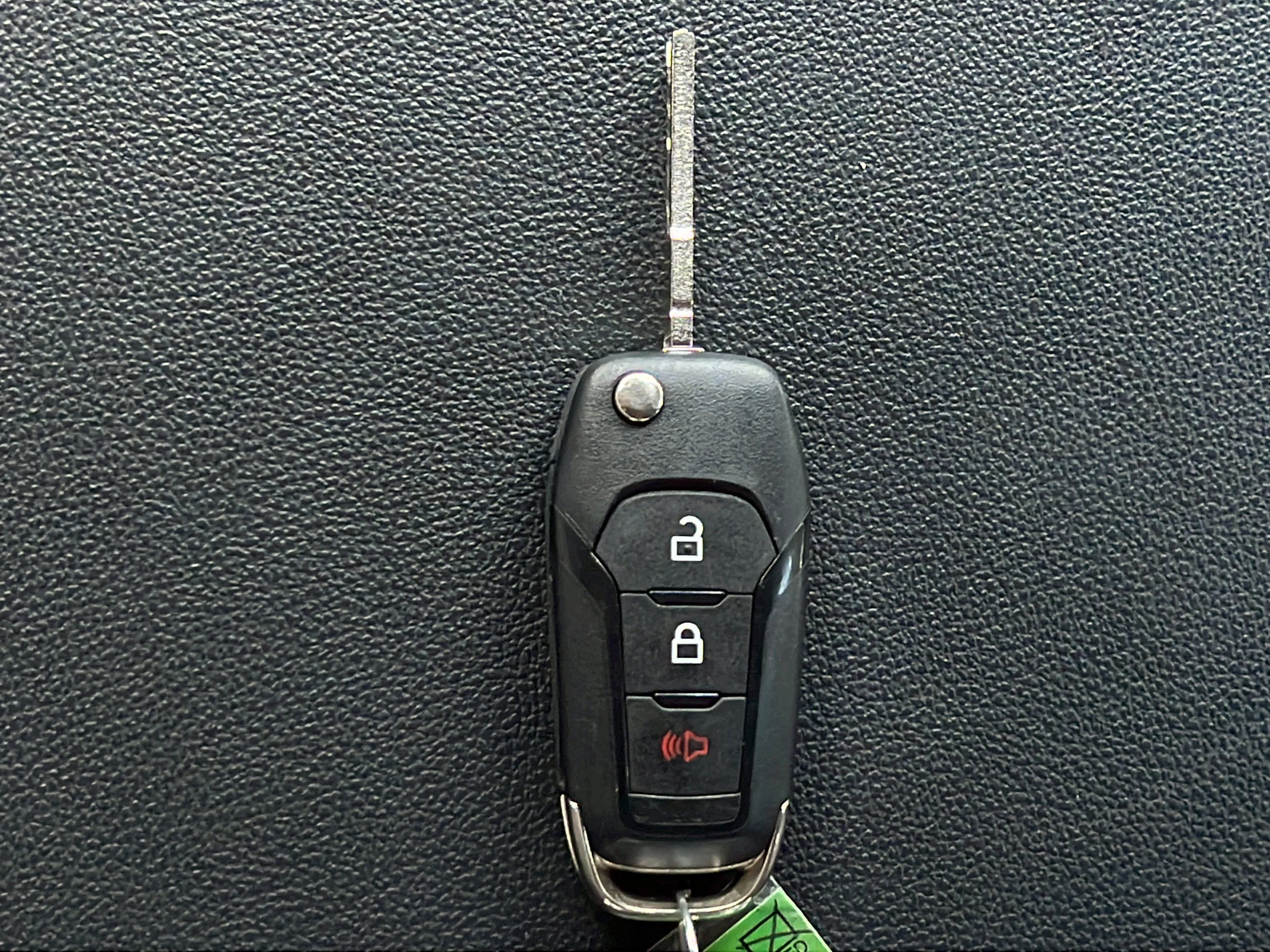 Used 2023 Oxford White Ford XLT image 22