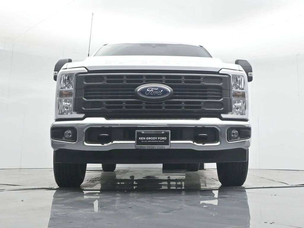2026 Ford F-350 Super Duty XL - Photo 46
