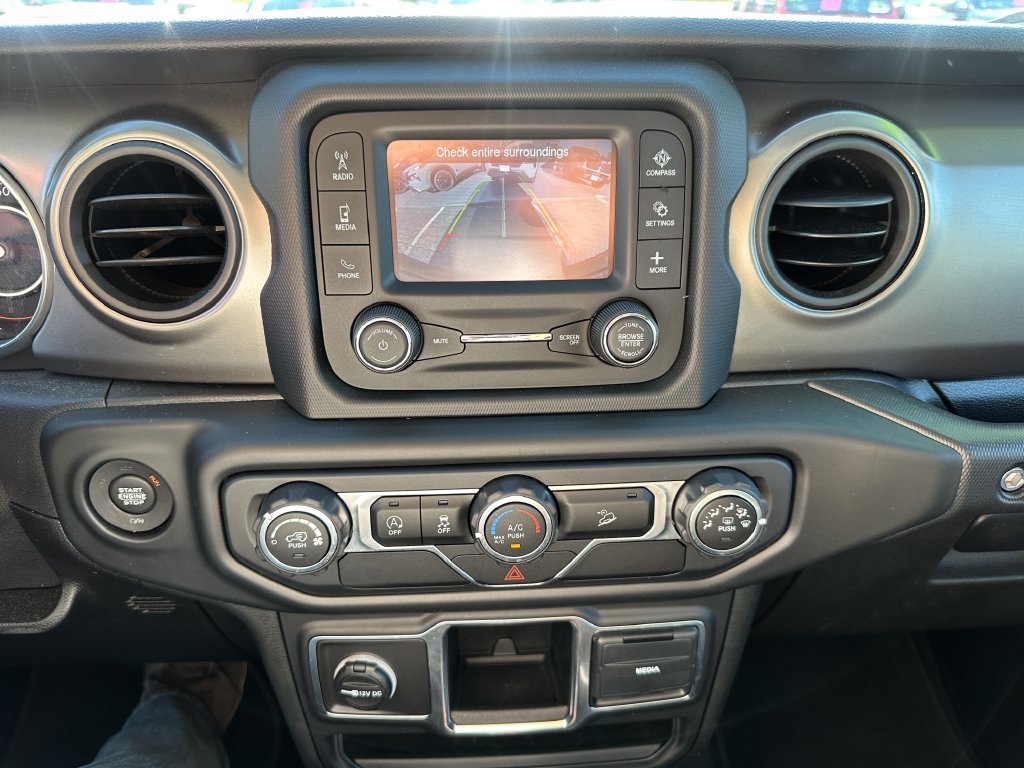 Used 2018 White Jeep Unlimited Sport image 14