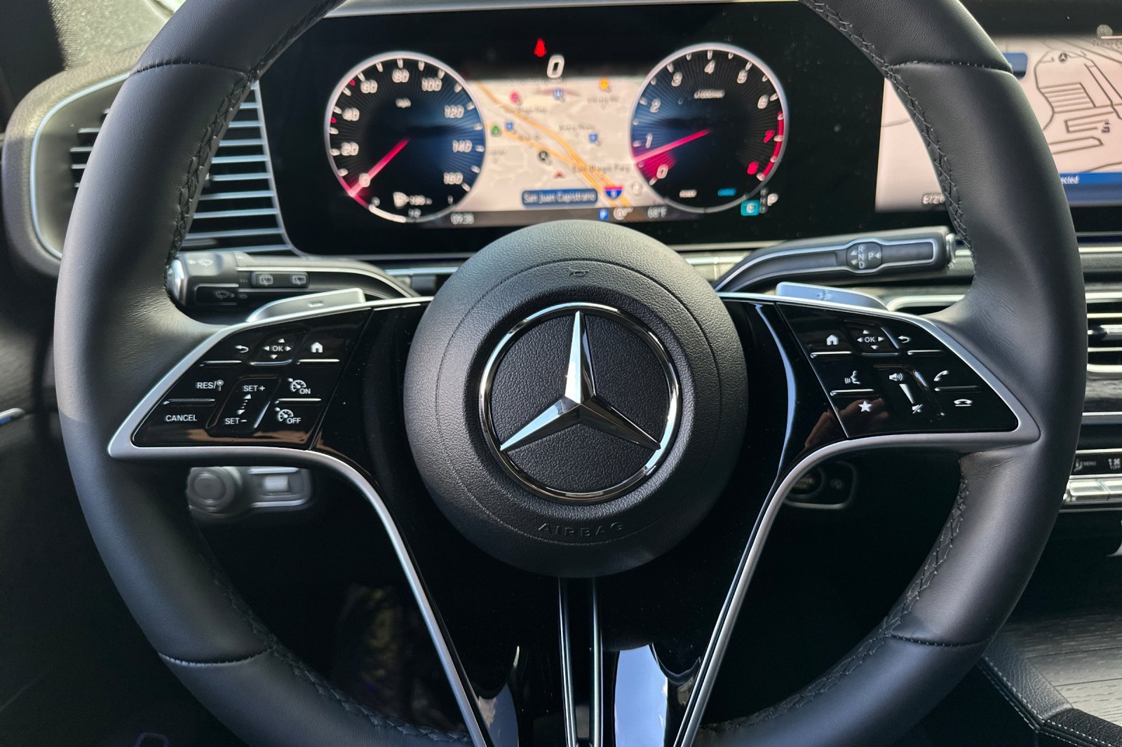 Certified Used 2026 White Mercedes-Benz GLE 350 image 23