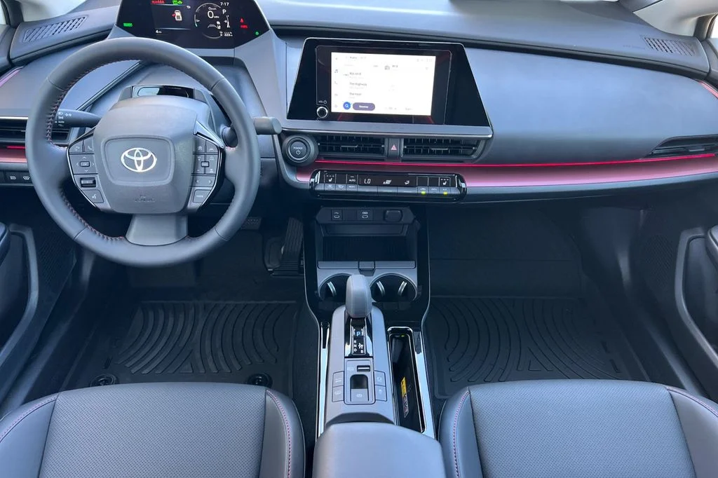 New 2026 Wind Chill Pearl Toyota XSE image 13