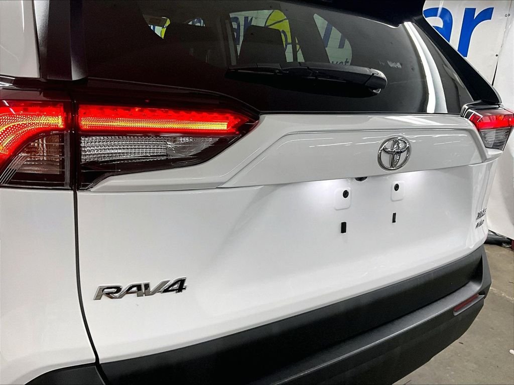 Certified Used 2025 White Toyota XLE image 27