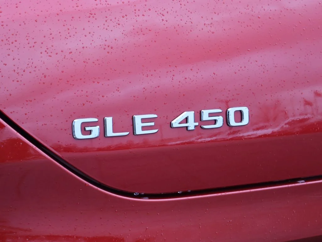 Used 2025  Mercedes-Benz GLE 450 image 8