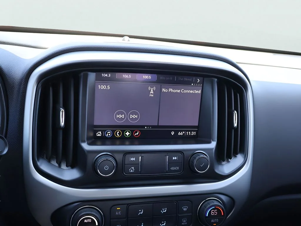 Used 2021 Orange Chevrolet ZR2 image 23