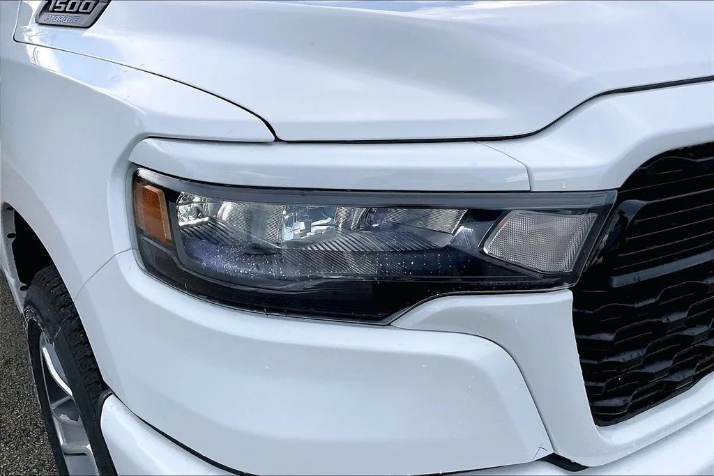New 2026 Bright White Clear-Coat Exterior Paint RAM Express image 16