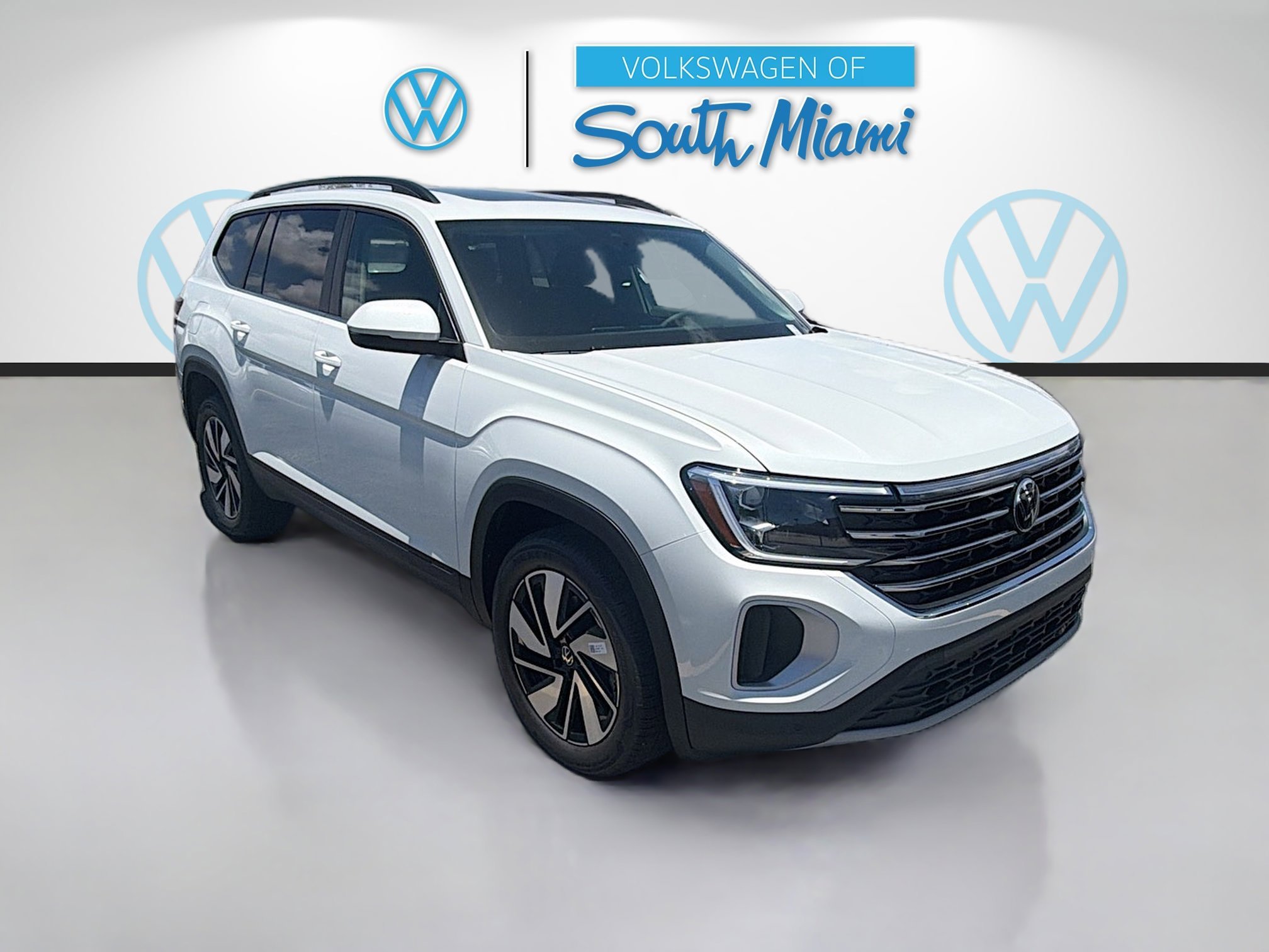 New 2026 White Pearl Volkswagen 2.0T SE w/Technology image 1