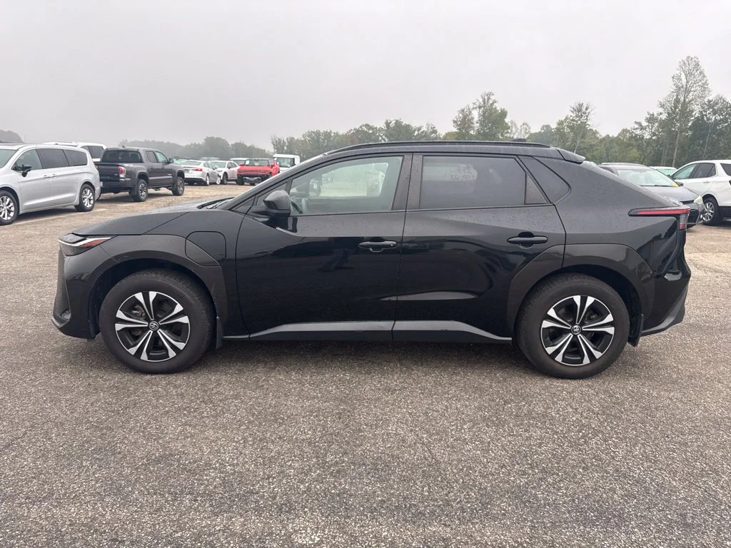 Used 2023 Black Toyota XLE image 2