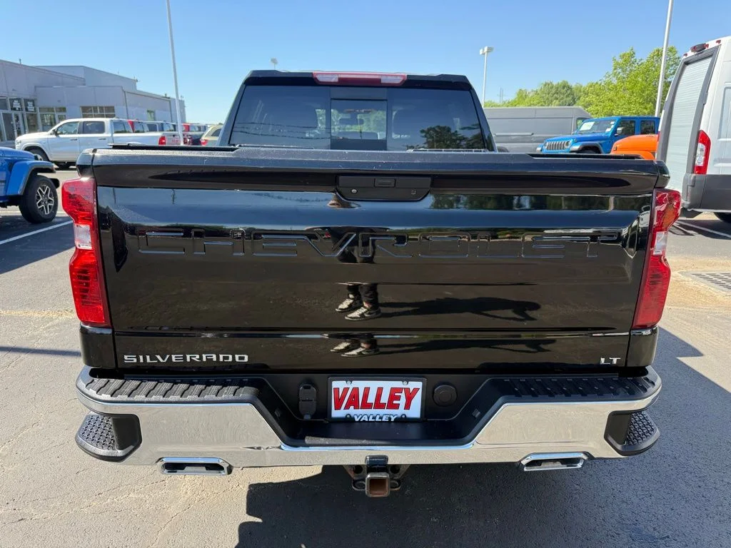Used 2020 Black Chevrolet LT image 6