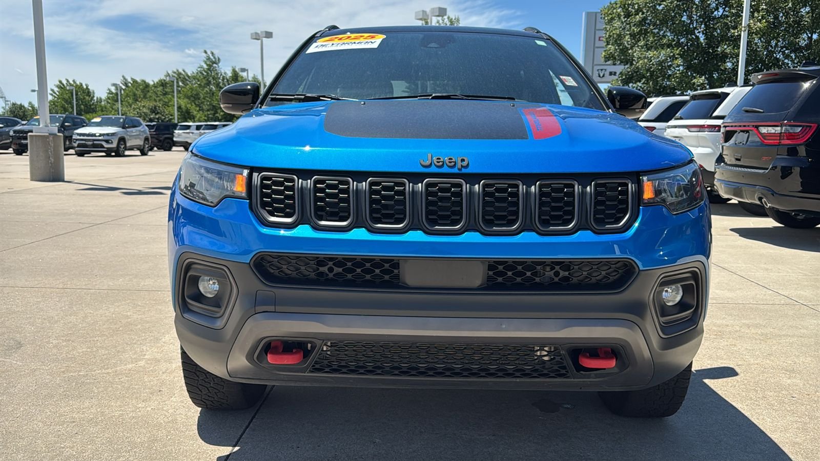 Certified Used 2025 Blue Jeep Trailhawk image 4
